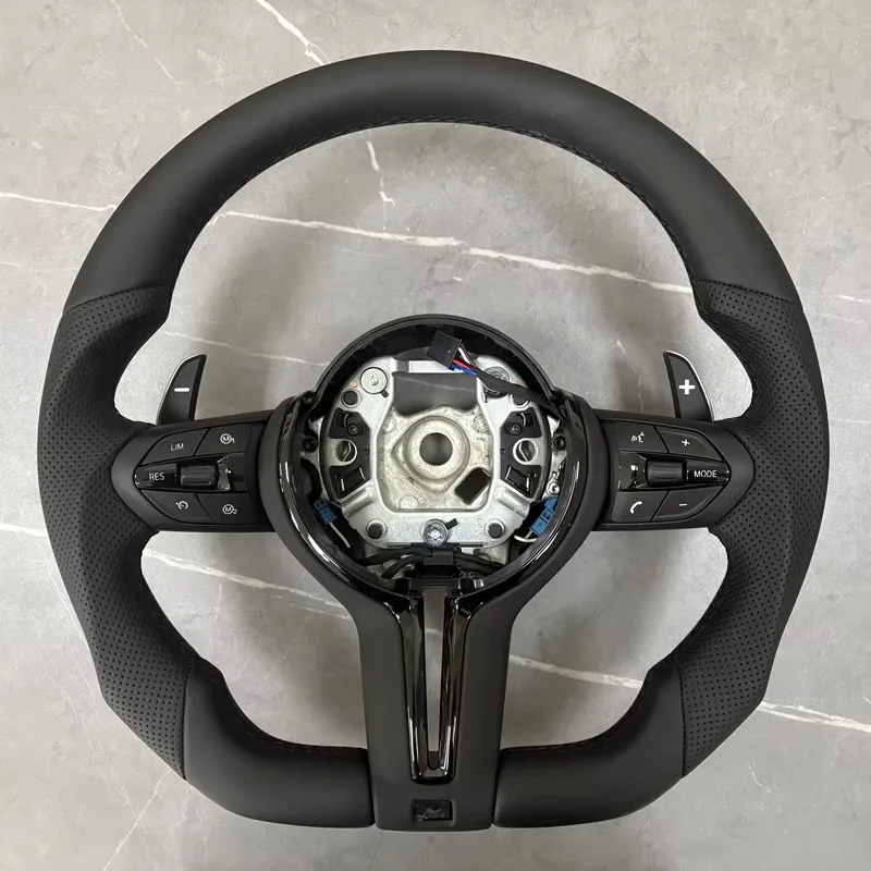 Car Accessories For Steering Wheel - Volant de voiture en cuir en
