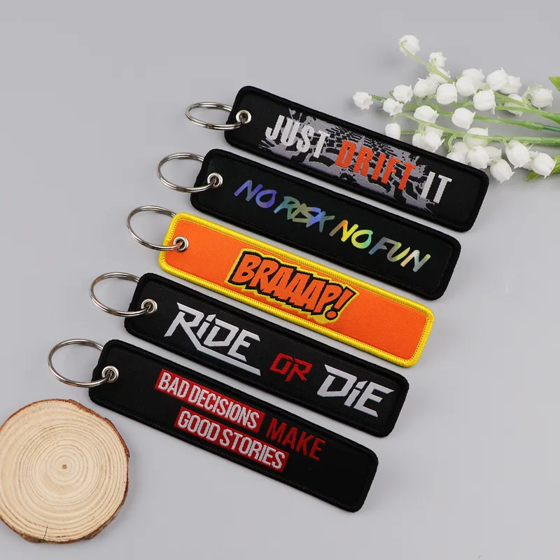 1 pièce Porte-clés brodé avec  - Car Accessories Quotation avis et prix